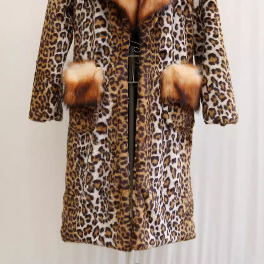 Women’s Longer Faux Fur Coat in Leopard Print with Large Fur Collar and Pocket Trim Fashion Glam