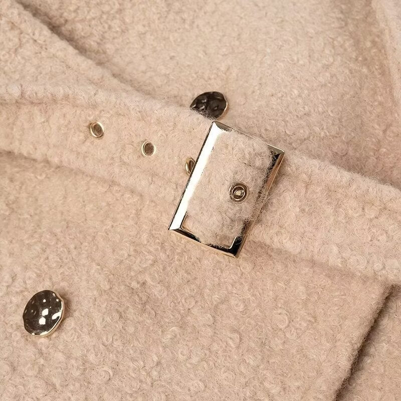 Women's Oversize Teddy Coat in Boucle Look with Double Button Placket and Belted Cuffs Fashion Glam