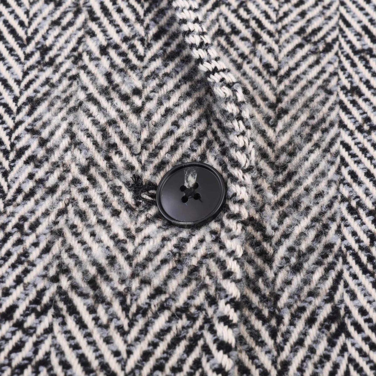Women Oversized Coat with Herringbone Pattern and Deep Lapel Collar Fashion Glam