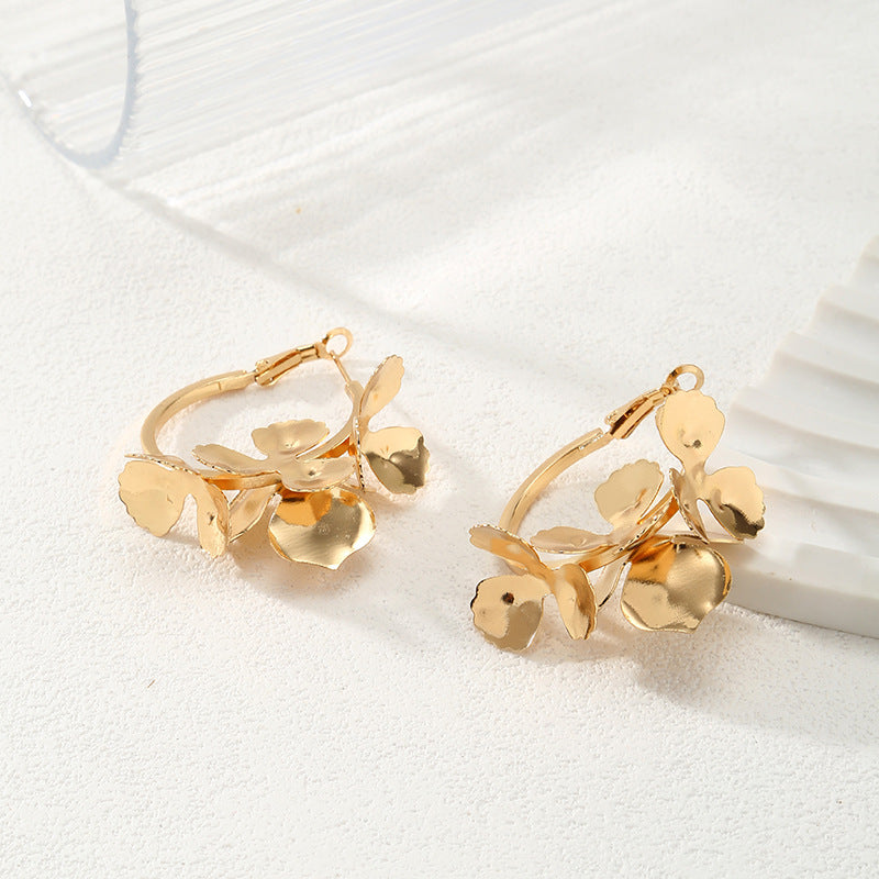 Ladies Creoles with artistic floral ornament Fashion Glam