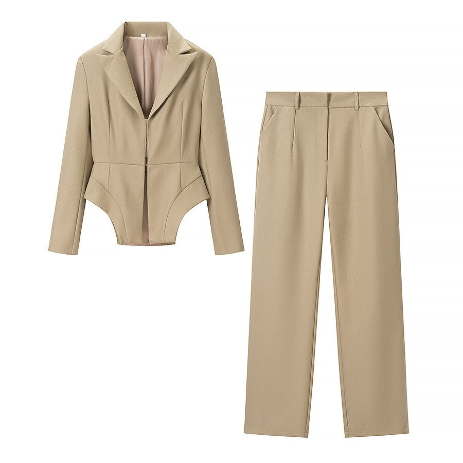Women's tailored short blazer with curved hip contour and zipper Fashion Glam
