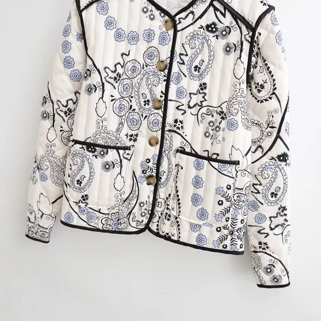 Women's Quilted Short Jacket with Paisley Flower Print, Round Neckline and Contrast Piping Fashion Glam
