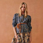 Women Boxy quilted short jacket with floral all-over print and round neck Fashion Glam