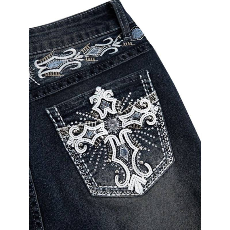 Women Bootcut Jeans with elaborate embroidery and high waist Fashion Glam