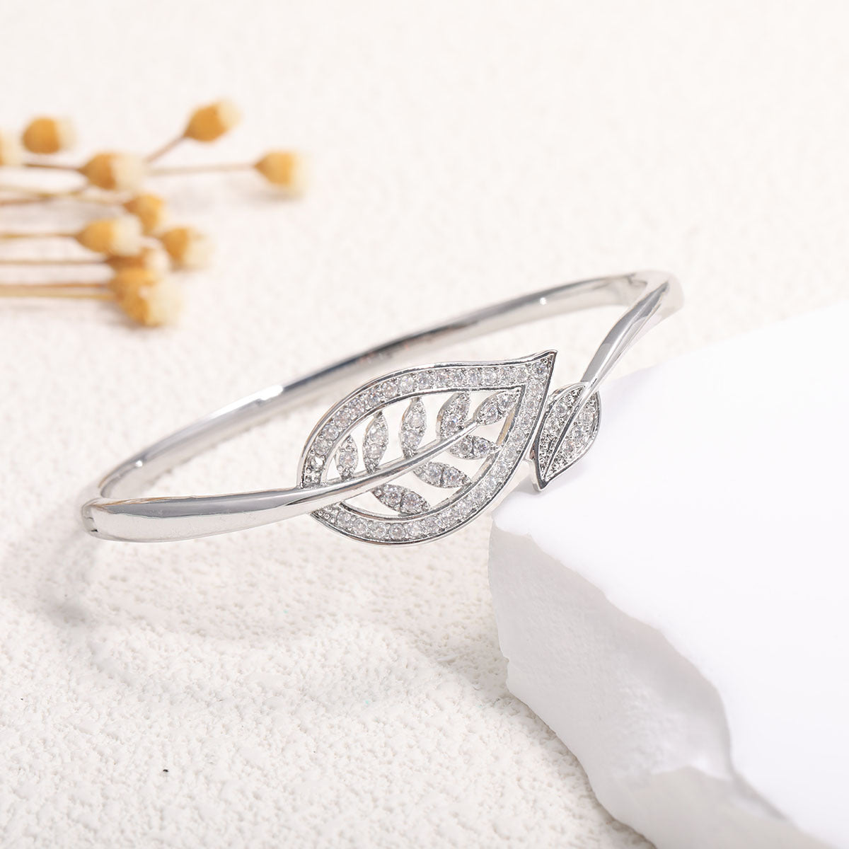 Ladies bracelet with elaborate infinity symbol and sparkling zirconia Fashion Glam