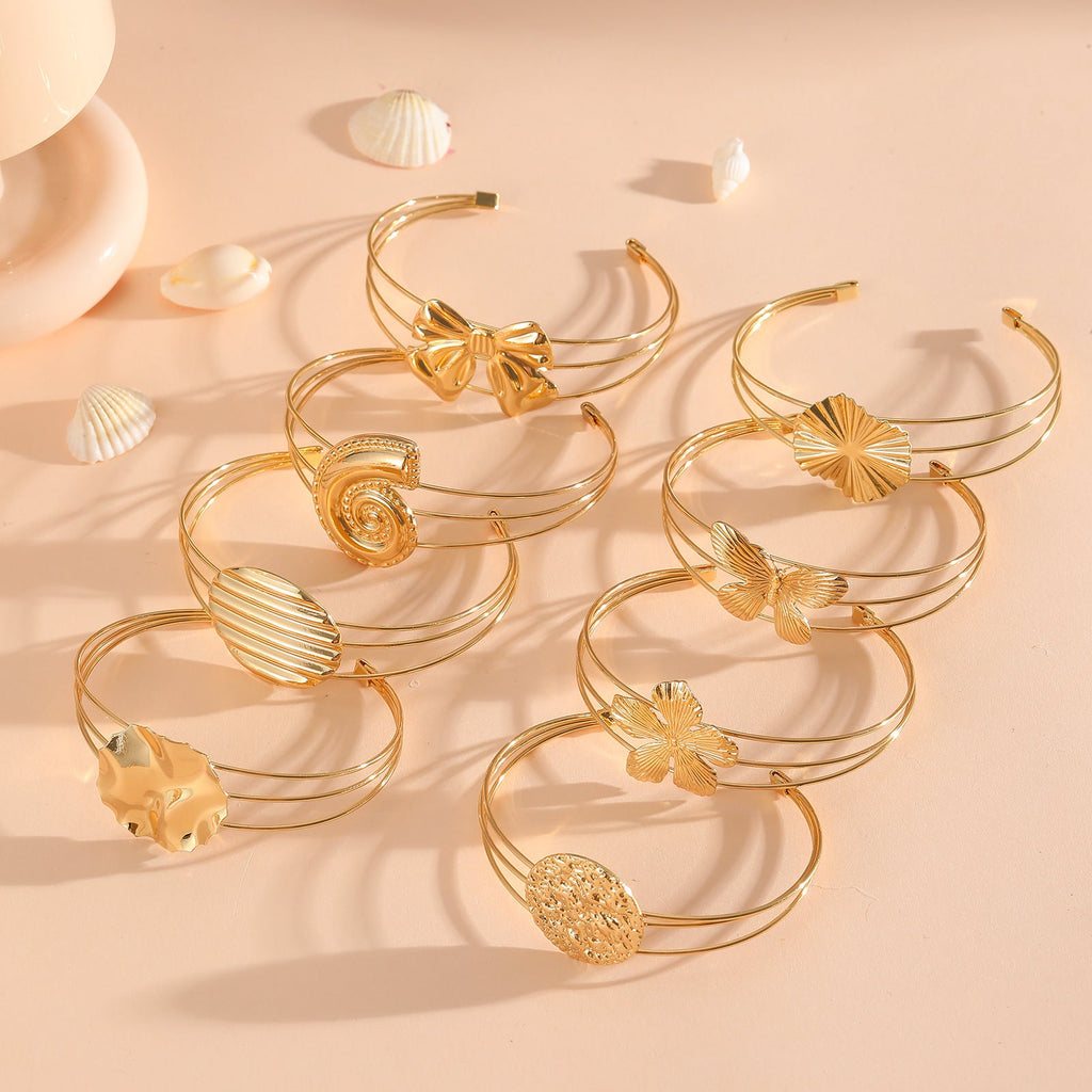 Women's bracelet with intricate bow design Fashion Glam