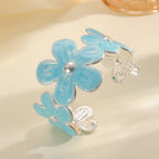 Women's bracelet made of high-quality metal with floral design Fashion Glam