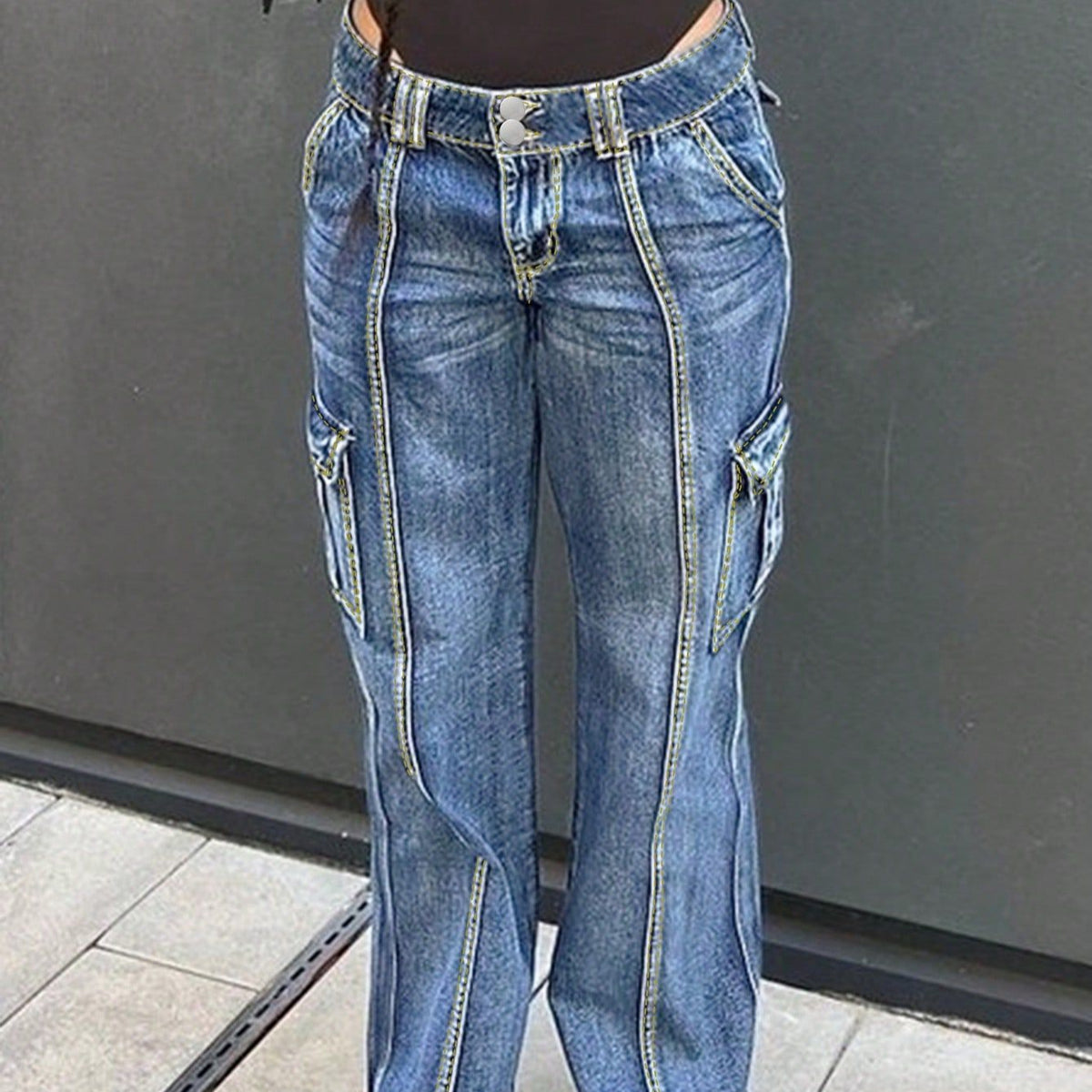 Women's high-waisted cargo jeans with vertical decorative seams and wide leg Fashion Glam