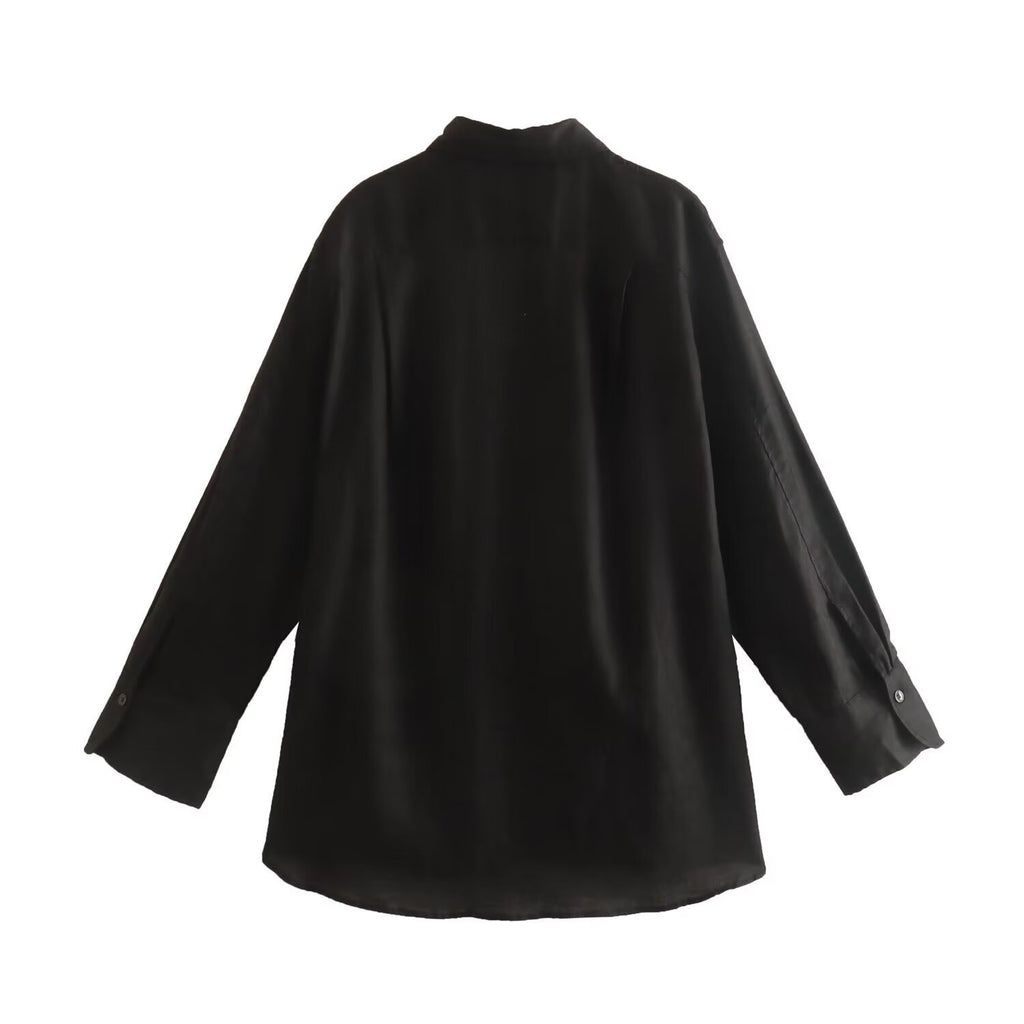Women's Oversize Shirt Blouse with Extended Back, Boxy Cut and Continuous Button Placket Fashion Glam