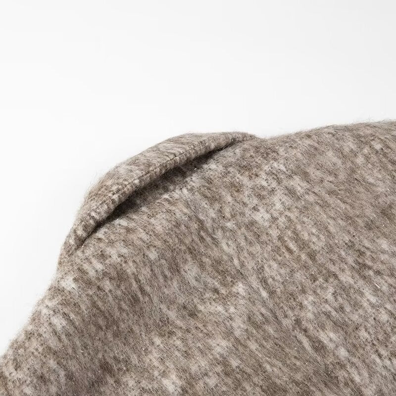 Ladies short blazer coat made of wool blend with bouclé structure and flap pockets Fashion Glam