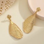 Ladies Elegant Earrings made of high-quality, textured metal Fashion Glam