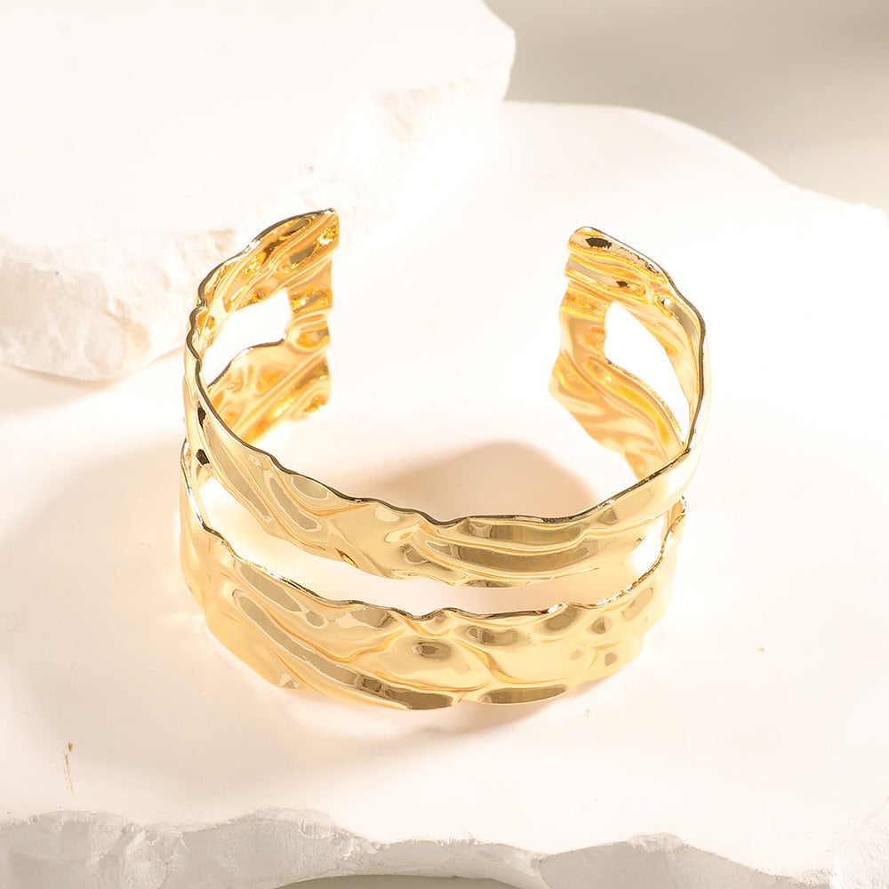 Women Open Bangle with Artistic Relief Design Fashion Glam