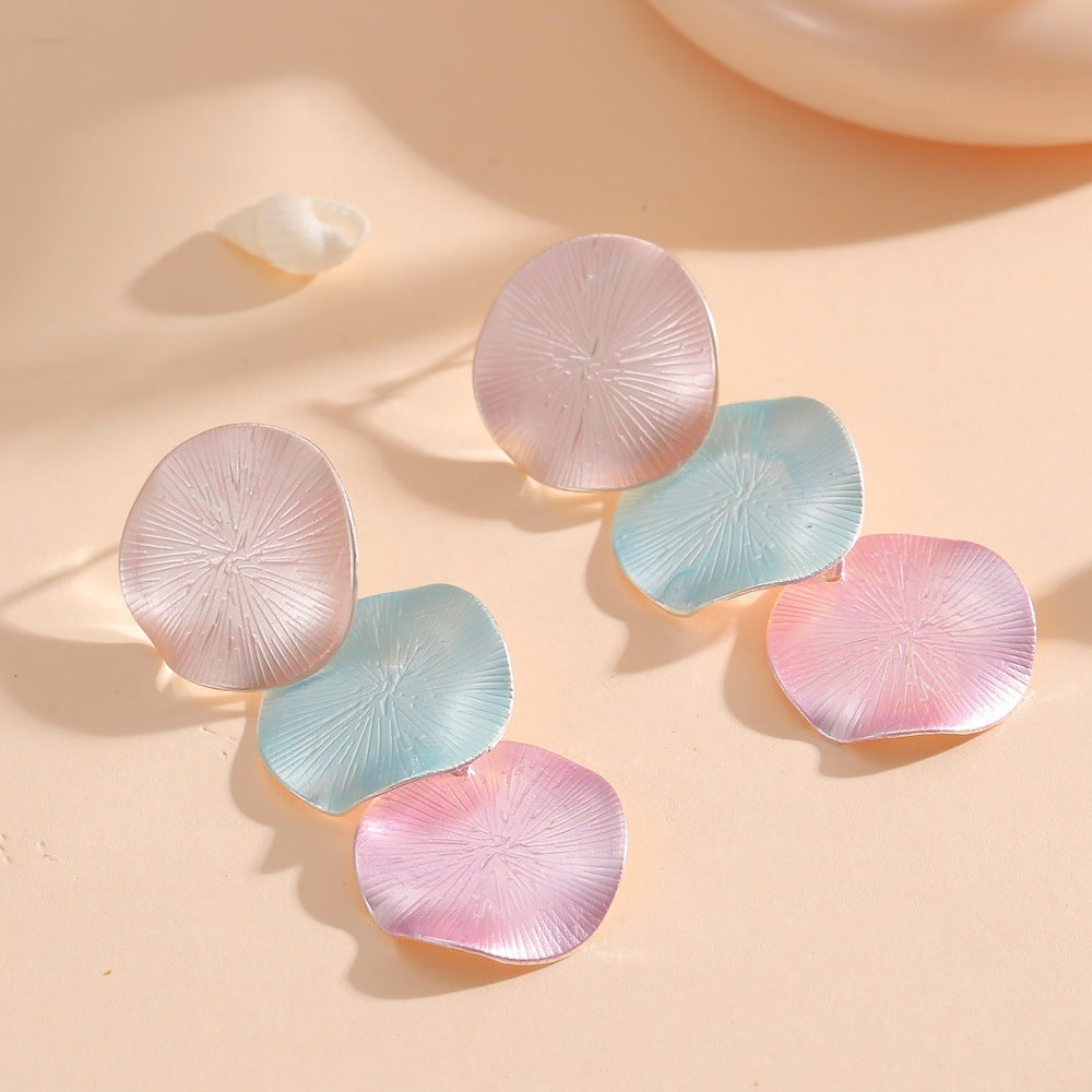 Women's hair clips in playful flower design Fashion Glam