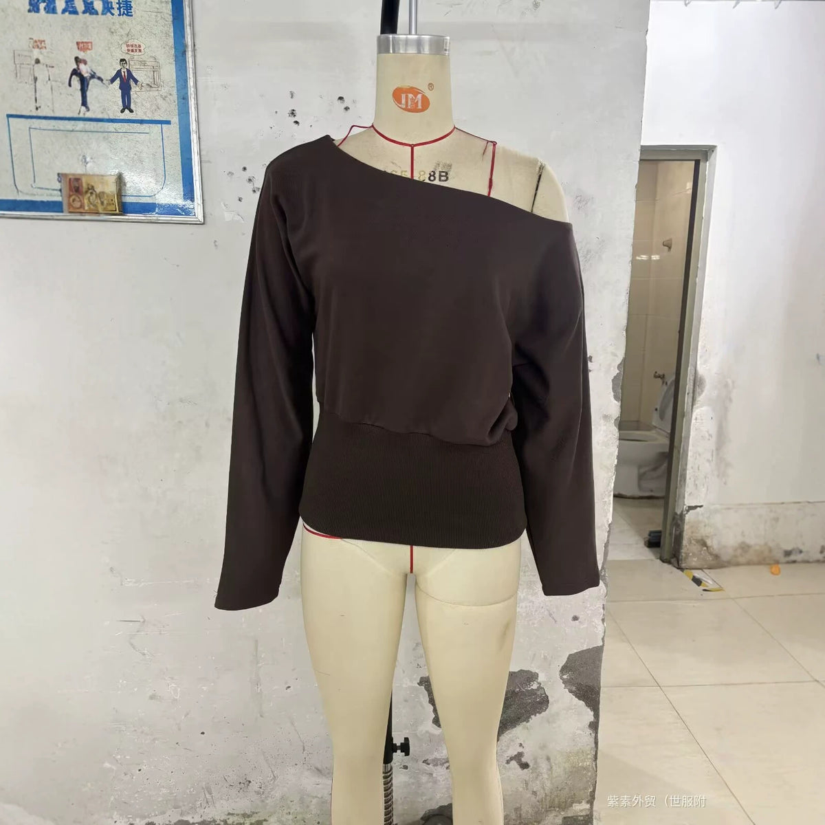 Women's Off-Shoulder Cropped Sweatshirt with Wide Boat Neck and Waistband Fashion Glam