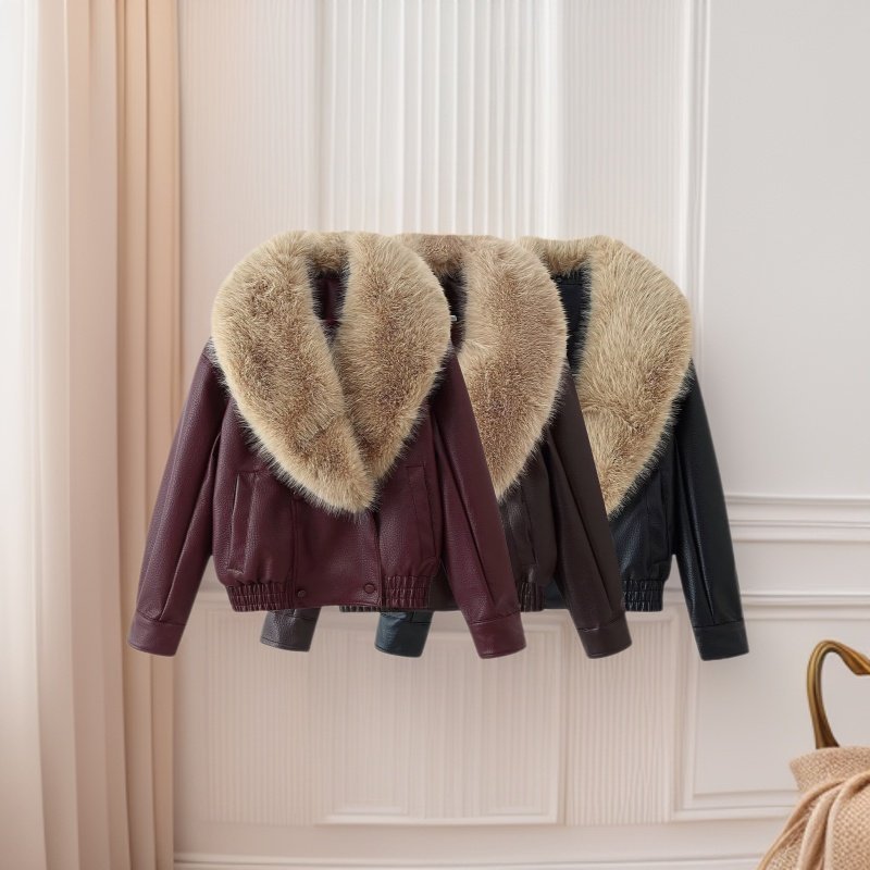 Women's Short-Cut Leather Bomber Jacket with Voluminous Removable Fur Collar Fashion Glam