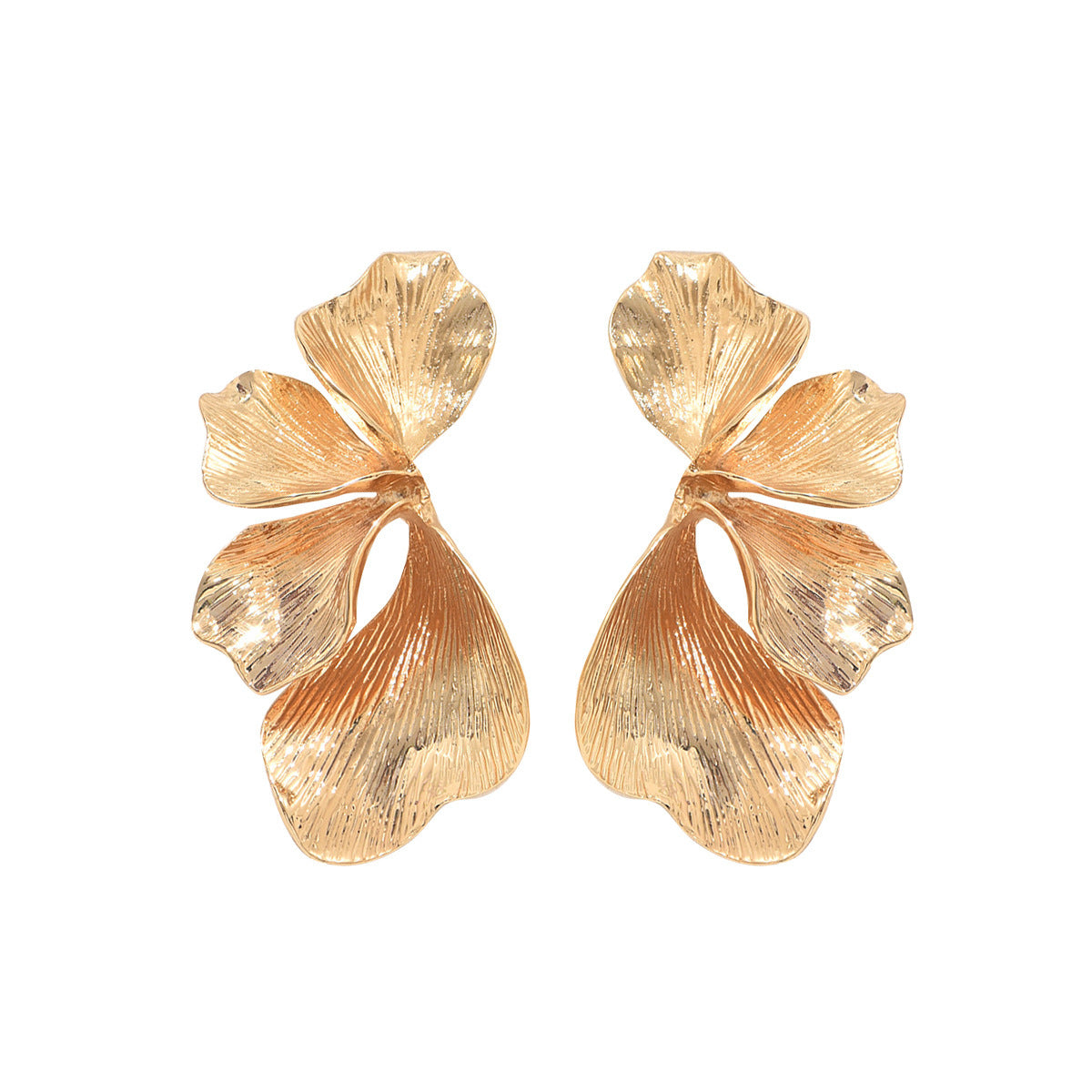 Women's ear clips in an elegant, textured design Fashion Glam