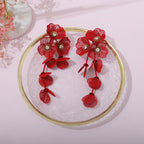 Ladies' earrings in elegant floral design Fashion Glam