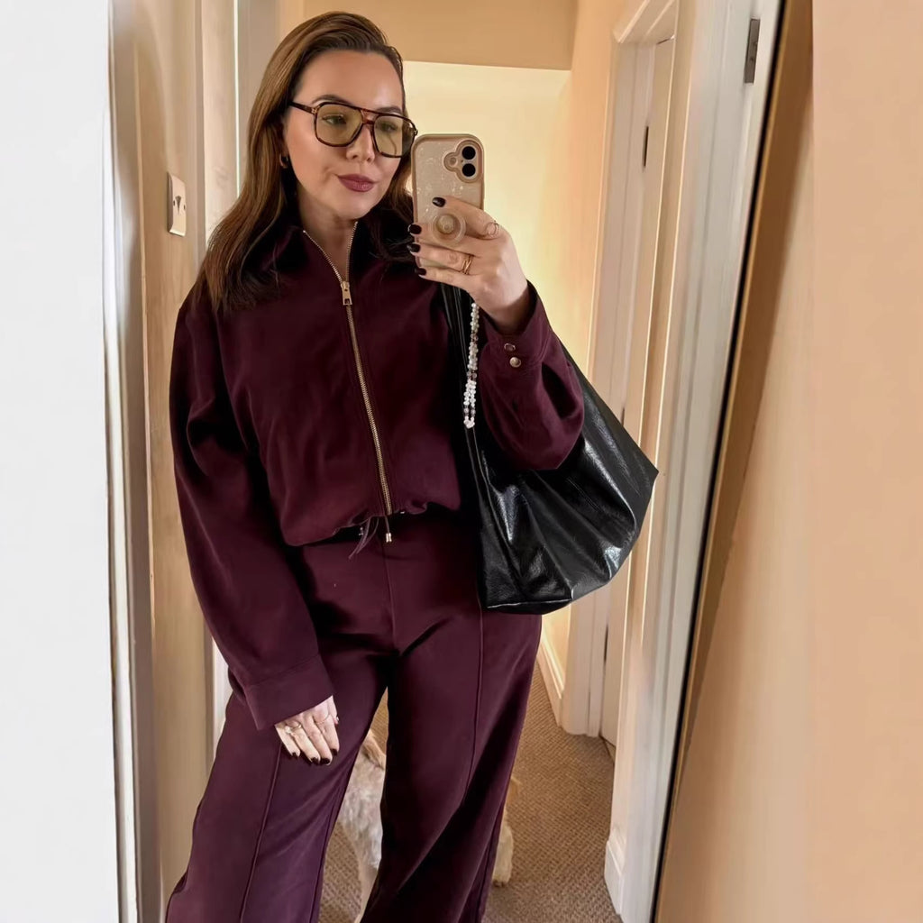 Ladies short cut velour look bomber jacket with lapel collar and elastic hem Fashion Glam