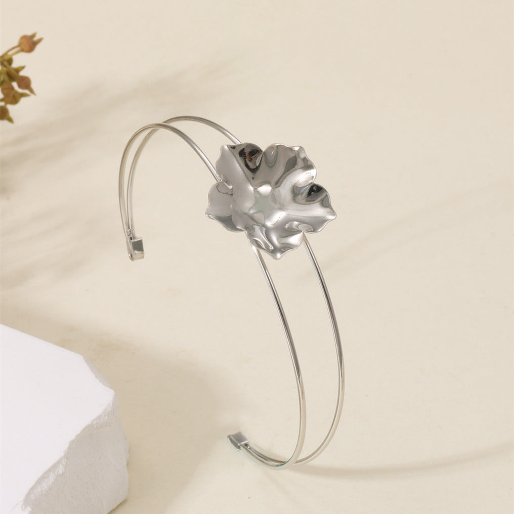 Women Open Bangle with Artistic Flower Motif Fashion Glam