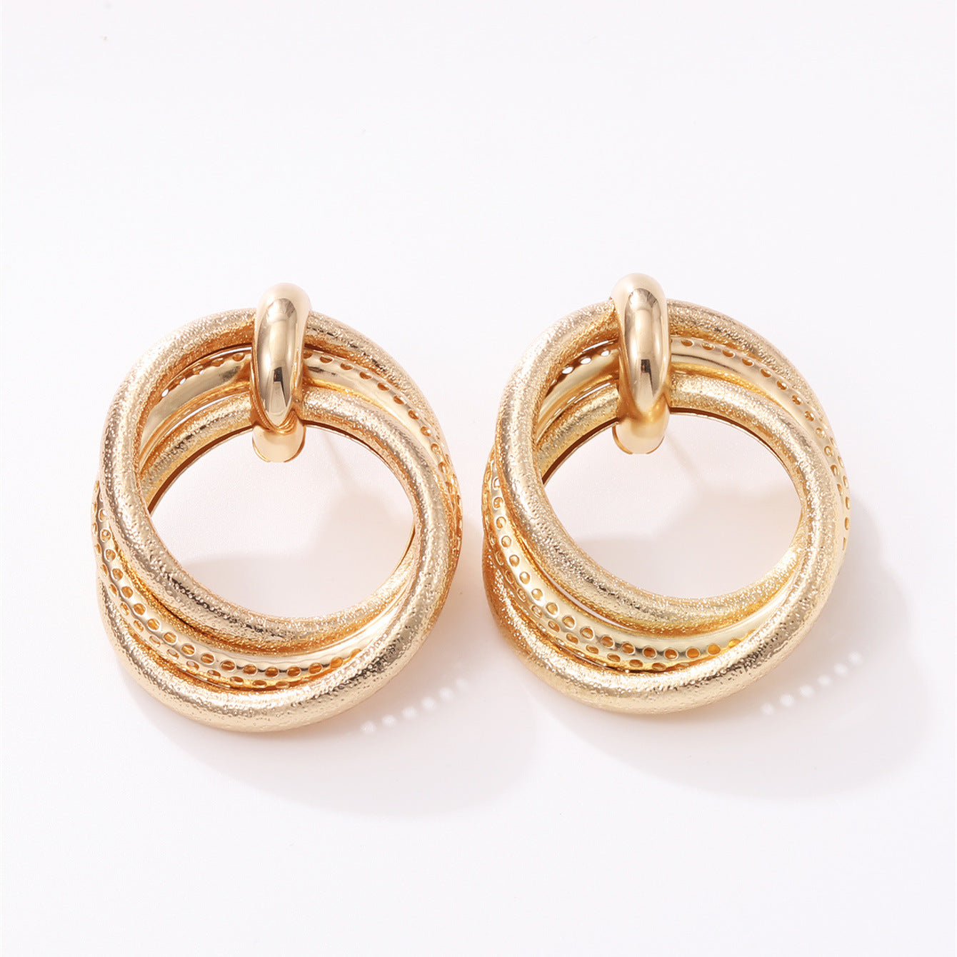Women's Hanging Earrings with Elegant, Curved Ring Design Fashion Glam