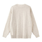 Unisex Oversize Fine-knit sweater with cable pattern detail and round neckline Fashion Glam