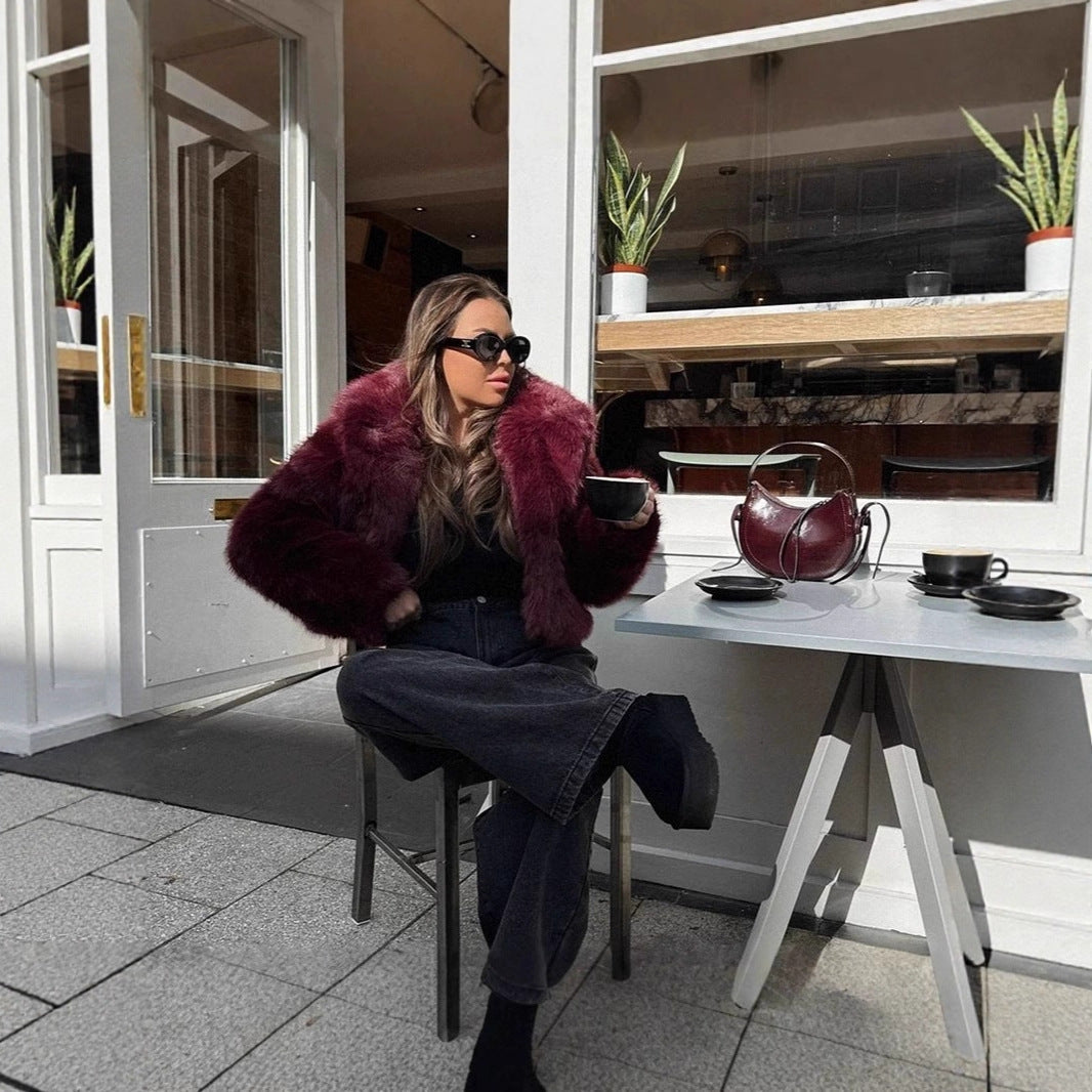 Women short jacket made of vegan high-pile faux fur with generous shawl collar Fashion Glam