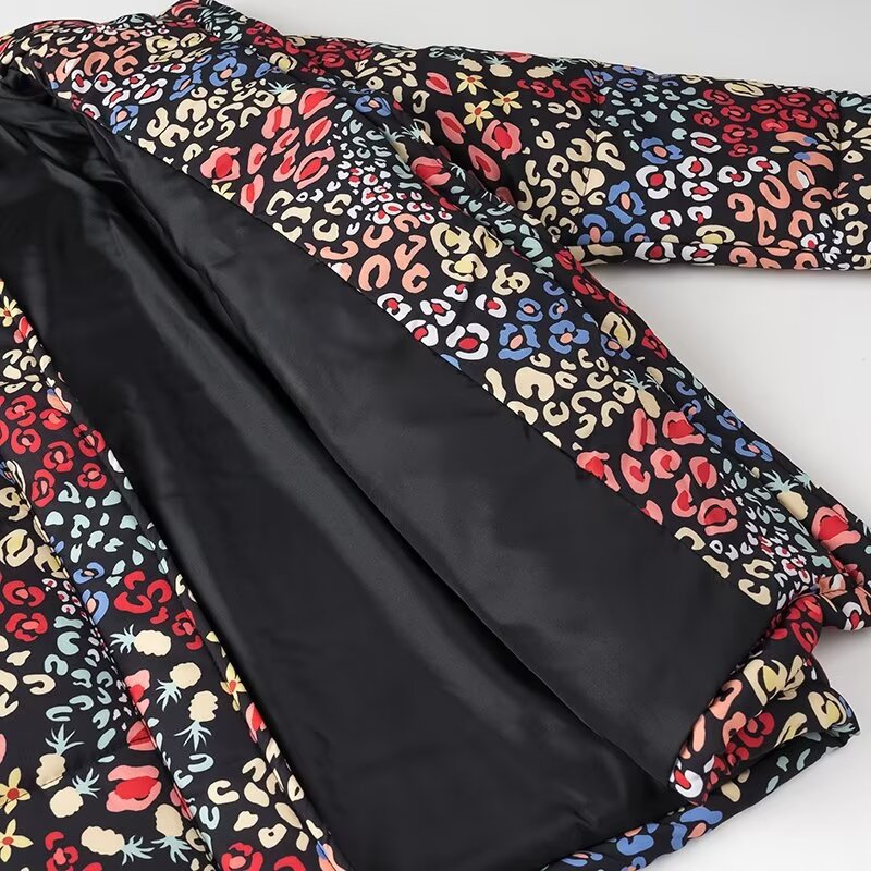 Women's boxy overcoat with stand-up collar, concealed button placket and multicolored all-over print Fashion Glam