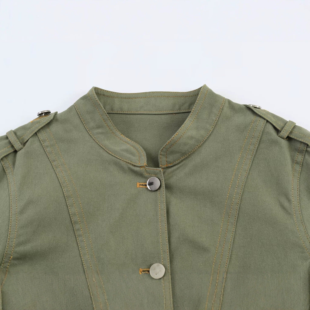 Women's short jacket in utility style with stand-up collar and shoulder straps Fashion Glam