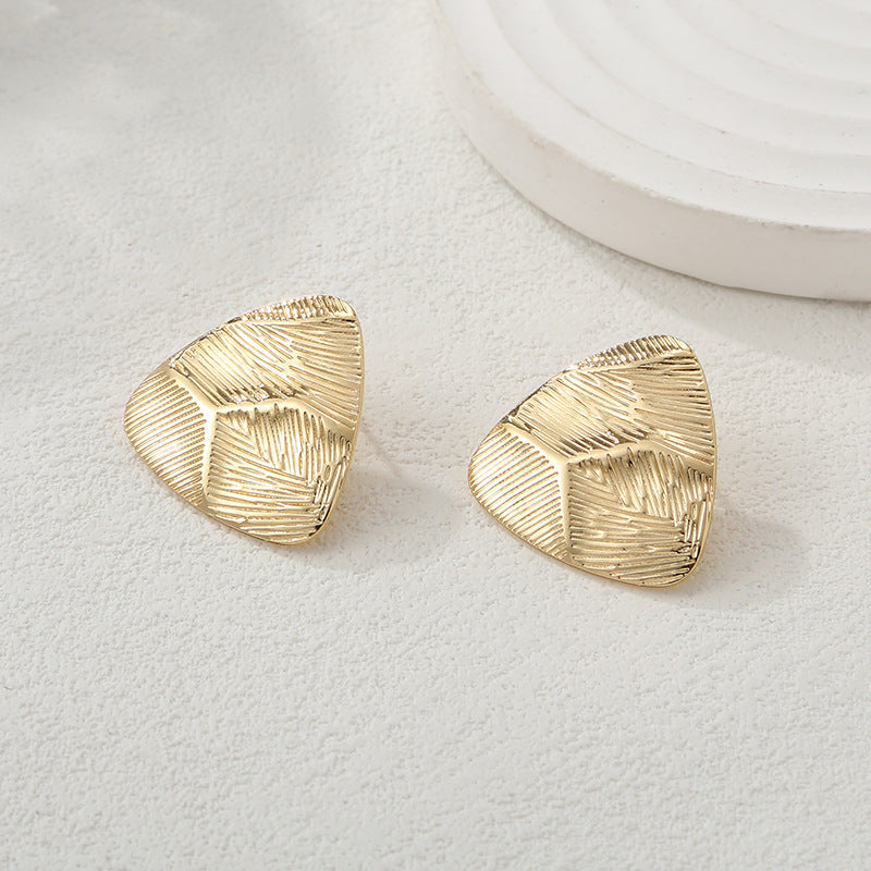 Women's Hanging Earrings with Floral Elements and Elegant Design Fashion Glam