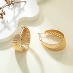 Women's Hanging Earrings in Elegant Wave Pattern Fashion Glam