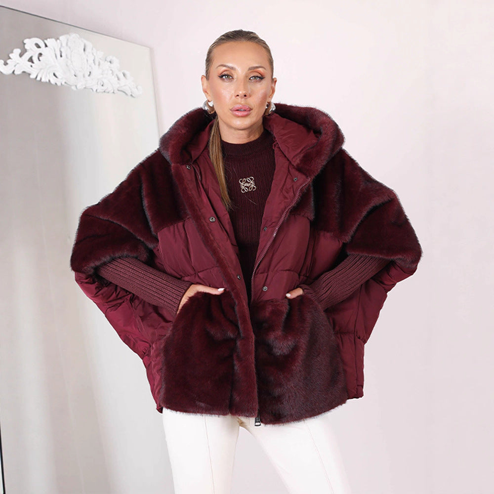 Women's short quilted jacket in cocoon cut with voluminous faux fur trim and hood Fashion Glam