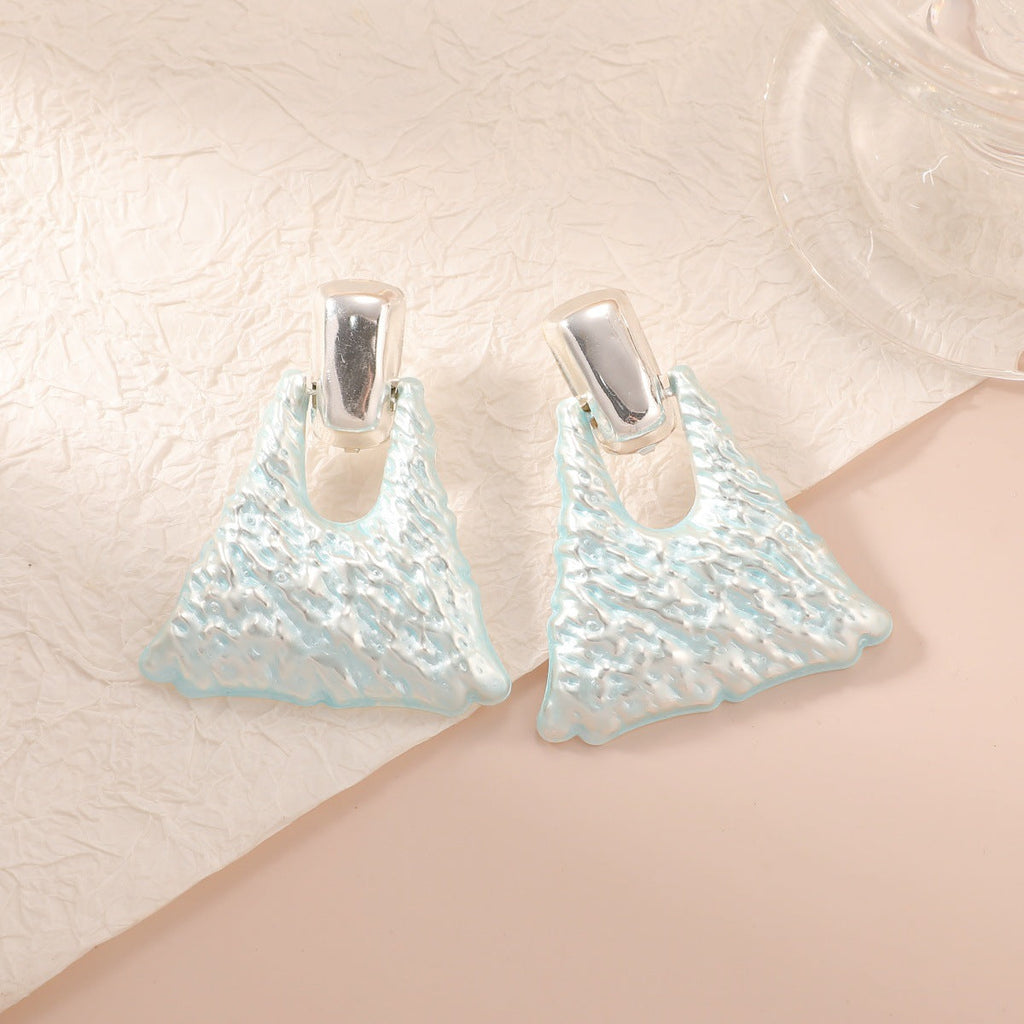 Women's earrings in artistic design Fashion Glam