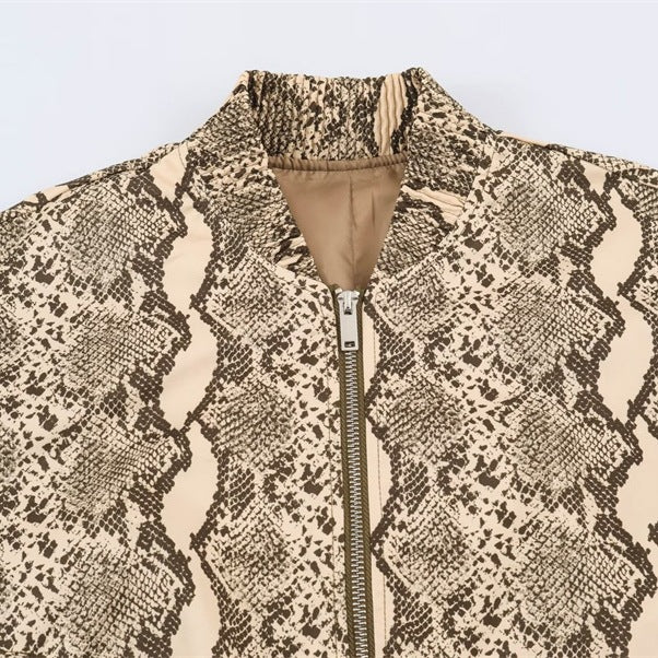Ladies Oversize Bomber Jacket with Snake Print and Elastic Hem Fashion Glam
