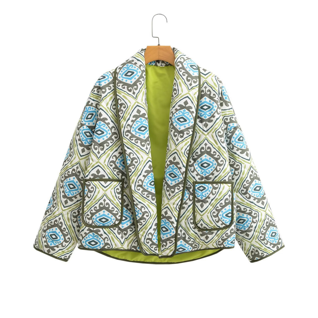 Women's Quilted Short Jacket in Kimono Style with Shawl Collar, Decorative Piping and Allover Print Fashion Glam