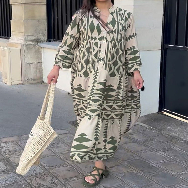 Women's Loose Maxi Dress in Boho Style with Graphic Print, V-Neck and Button Placket Fashion Glam