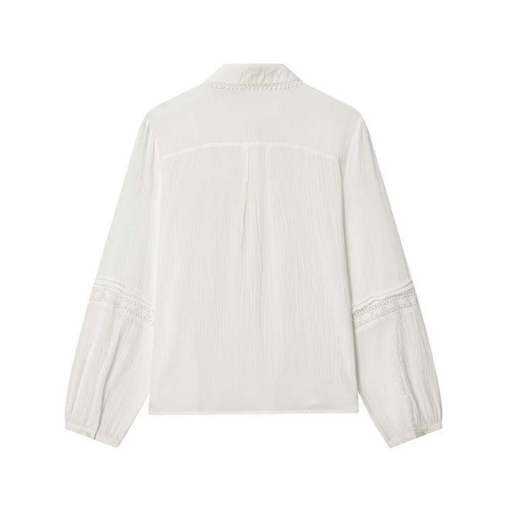 Ladies blouse with delicate lace appliqué, concealed button placket and balloon sleeves Fashion Glam