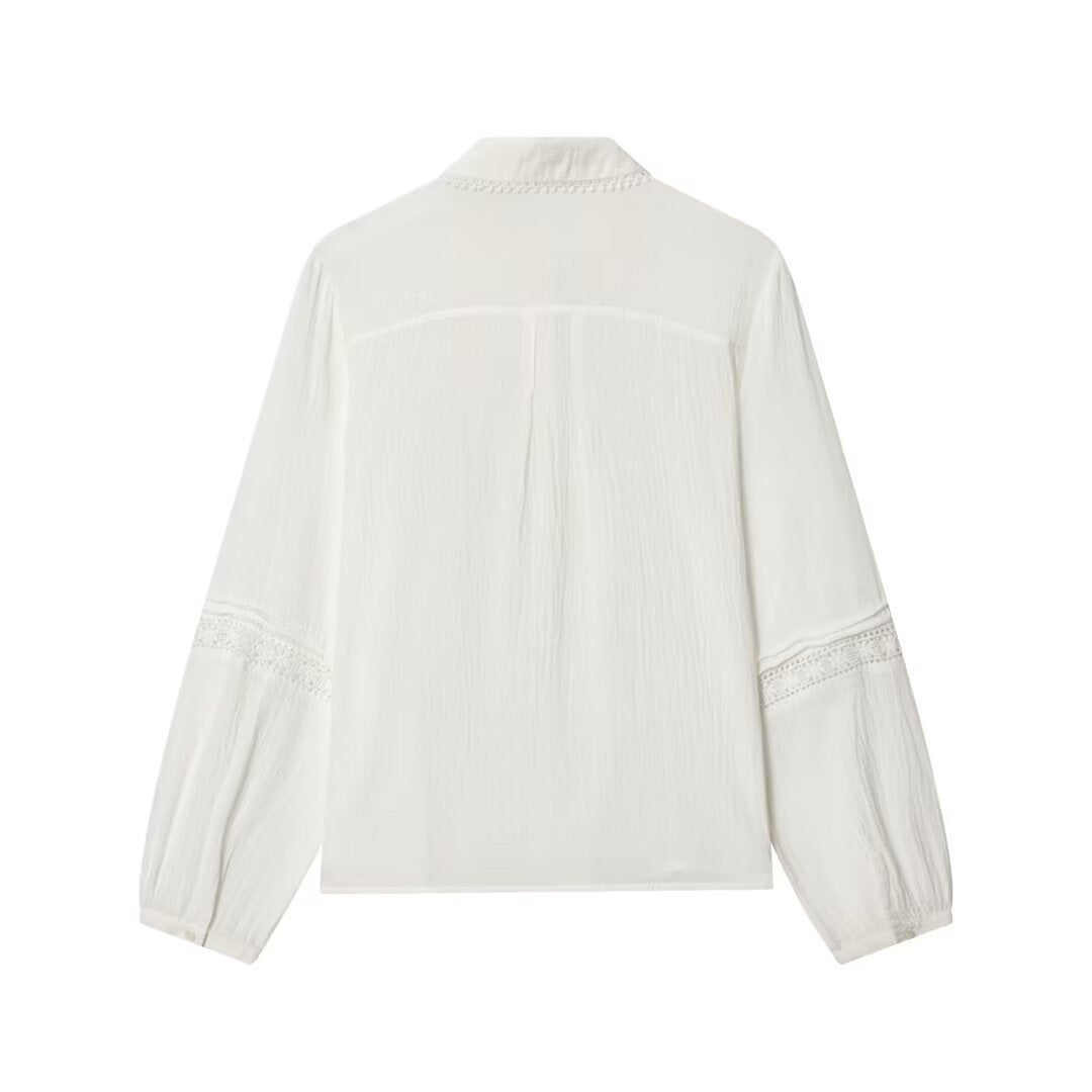 Ladies blouse with delicate lace appliqué, concealed button placket and balloon sleeves Fashion Glam