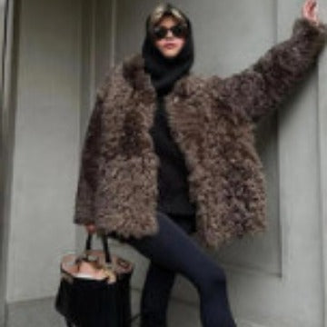 Women's Oversize Faux Fur Coat in Teddy Look with High Collar Fashion Glam