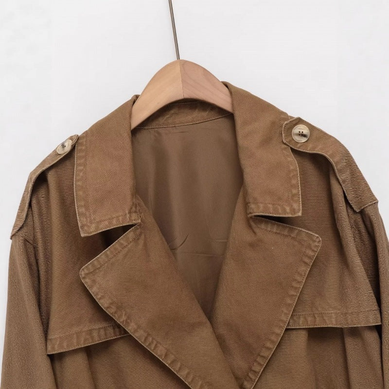 Women's Short Cut Utility Jacket in Field Style with Wide Lapels and Tailored Waistband Fashion Glam