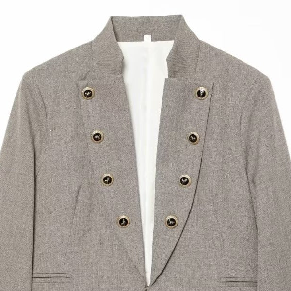 Ladies short blazer in military style with stand-up collar, double-breasted decorative button placket and tailored silhouette Fashion Glam