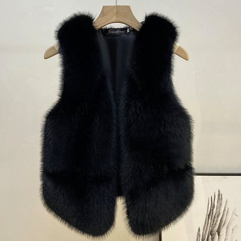 Women's Sleeveless High-Pile Faux Fur Vest with Tailored Fit and Inset Pockets Fashion Glam