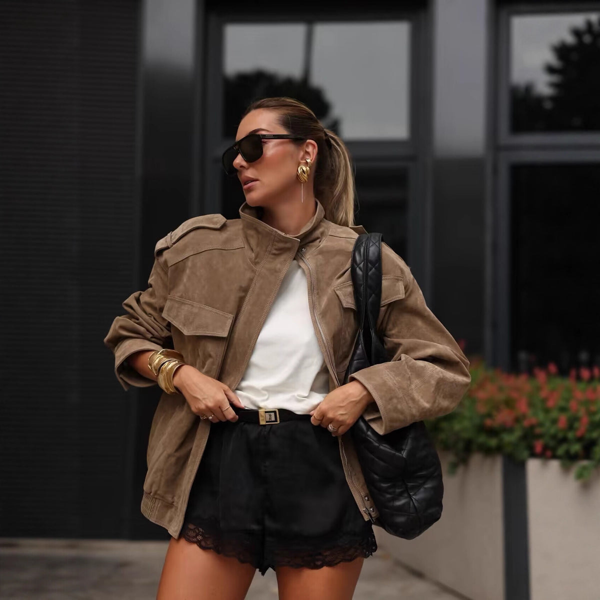 Women's field jacket with stand-up collar, shoulder flaps and elastic hem Fashion Glam