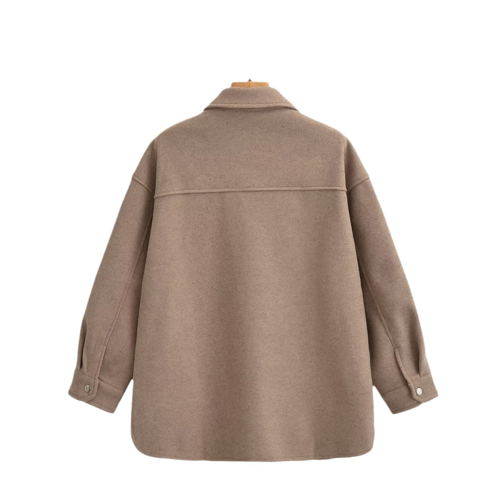 Women's Oversize Shirt Jacket in Shacket Look with Patch Chest Pockets Fashion Glam