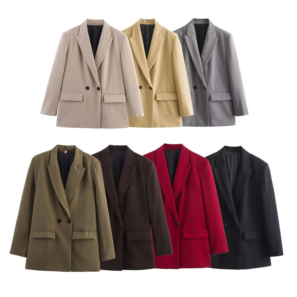Women's Double-Breasted Blazer with Lapel Collar, Longer Oversized Cut and Flap Pockets Fashion Glam