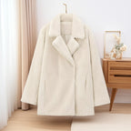 Women's Oversize Teddy Coat made of Faux Fur with Notched Collar and Boxy Silhouette Fashion Glam