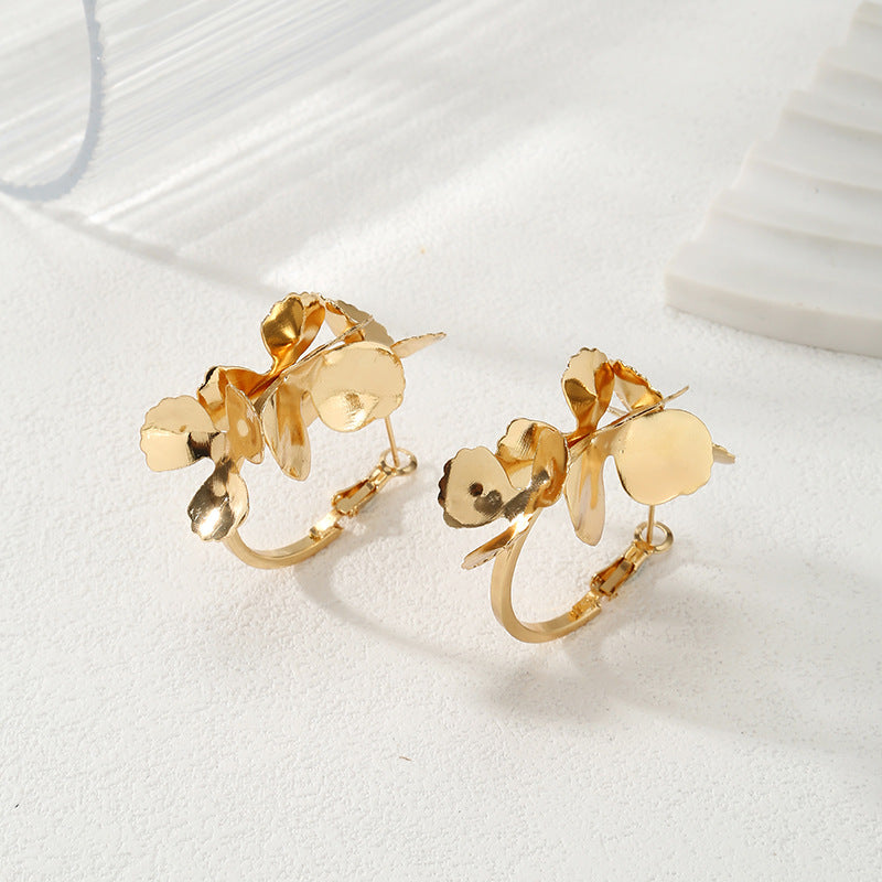 Ladies Creoles with artistic floral ornament Fashion Glam