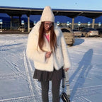 Women's short coat made of long-pile faux fur with a waist-defining tie belt Fashion Glam