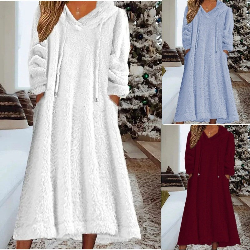 Ladies maxi dress made of teddy fleece with hood, V-neck and side pockets Fashion Glam