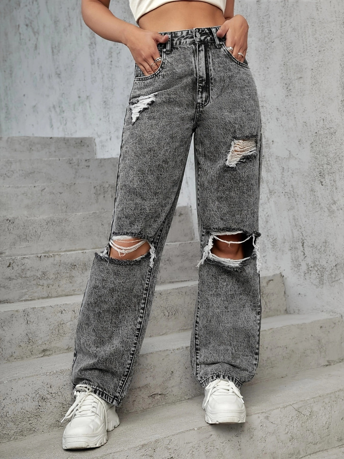 Ladies High-Waist Destroyed Wide-Leg Jeans with Knee Cutouts Fashion Glam