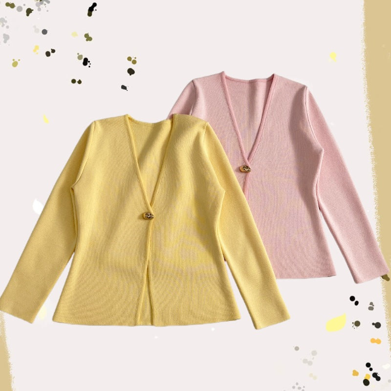 Ladies Fine V-Neck Cardigan with Decorative Button and Boxy Silhouette Fashion Glam